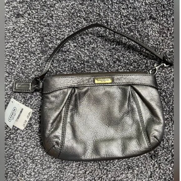 Coach Stylish Metallic Champaign Wristlet NWT - Picture 1 of 16
